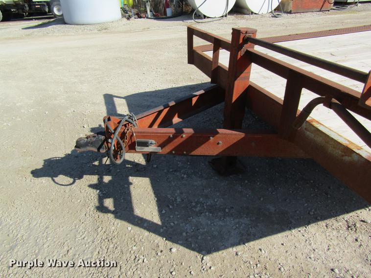 image for item DC4463 1998 Mitsubishi Motor utility trailer