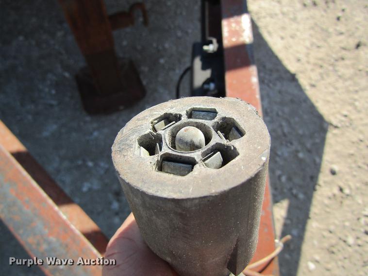 image for item DC4463 1998 Mitsubishi Motor utility trailer