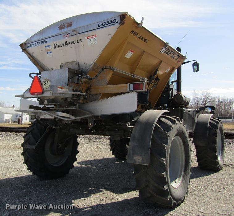 image for item DC4484 2013 Ag-Chem RoGator RG1100 self-propelled dry spreader applicator