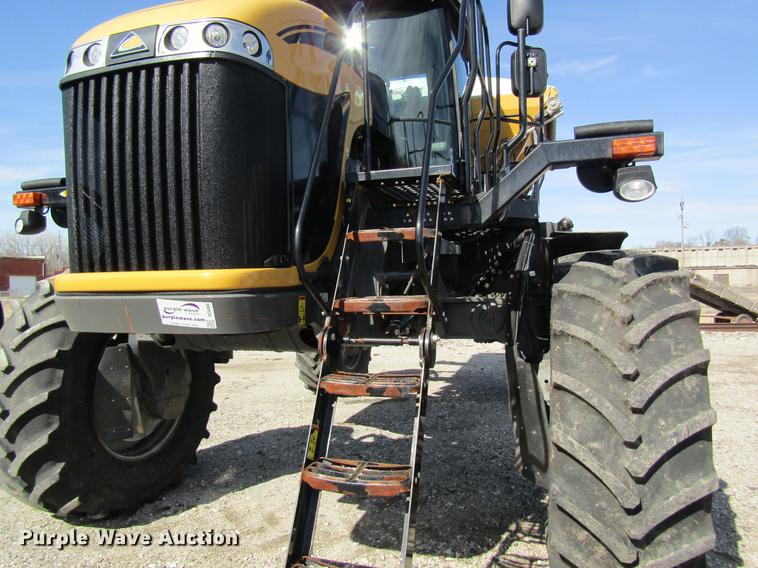 image for item DC4484 2013 Ag-Chem RoGator RG1100 self-propelled dry spreader applicator