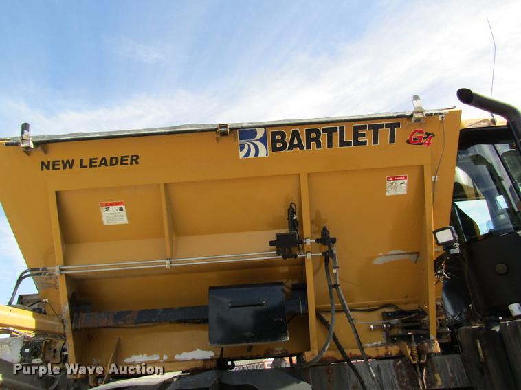 image for item DC4484 2013 Ag-Chem RoGator RG1100 self-propelled dry spreader applicator