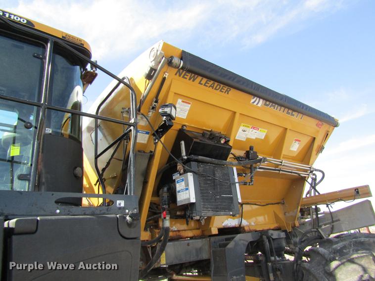 image for item DC4484 2013 Ag-Chem RoGator RG1100 self-propelled dry spreader applicator