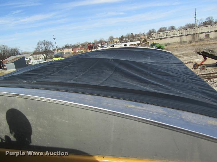 image for item DC4484 2013 Ag-Chem RoGator RG1100 self-propelled dry spreader applicator