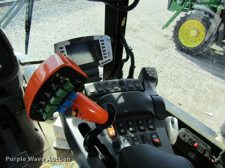 image for item DC4484 2013 Ag-Chem RoGator RG1100 self-propelled dry spreader applicator