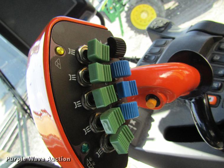 image for item DC4484 2013 Ag-Chem RoGator RG1100 self-propelled dry spreader applicator