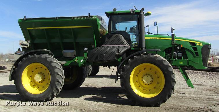 image for item DC4485 2011 John Deere 4930 self-propelled dry spreader applicator