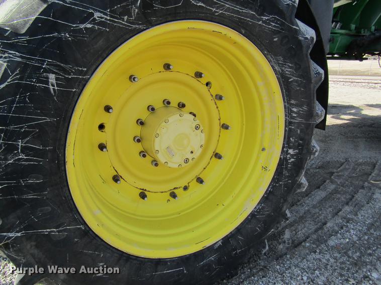 image for item DC4485 2011 John Deere 4930 self-propelled dry spreader applicator