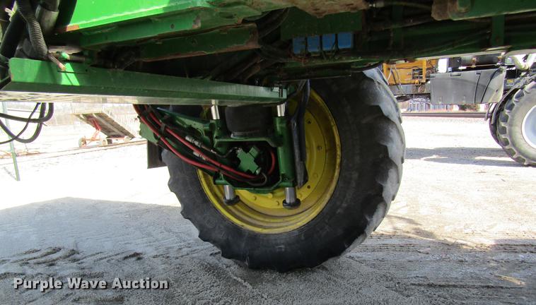 image for item DC4485 2011 John Deere 4930 self-propelled dry spreader applicator
