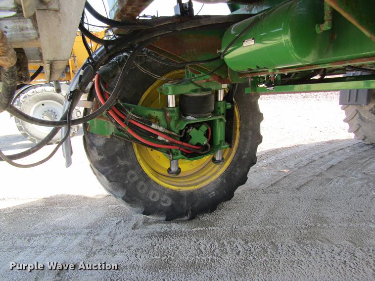 image for item DC4485 2011 John Deere 4930 self-propelled dry spreader applicator