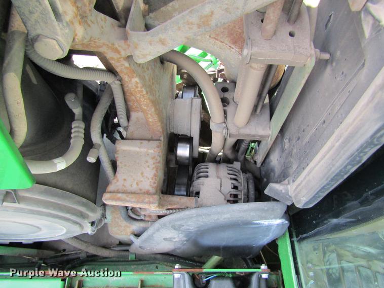 image for item DC4485 2011 John Deere 4930 self-propelled dry spreader applicator