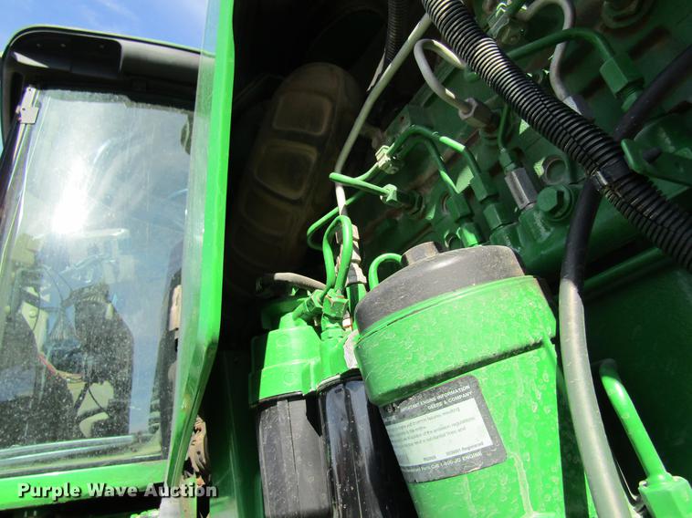 image for item DC4485 2011 John Deere 4930 self-propelled dry spreader applicator