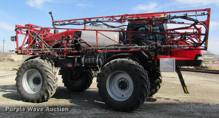 image for item DC4486 2014 Case IH Patriot 3330 self-propelled sprayer