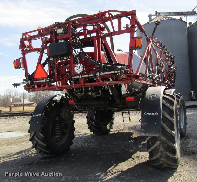 image for item DC4486 2014 Case IH Patriot 3330 self-propelled sprayer