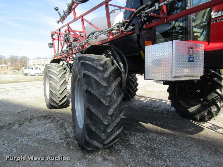 image for item DC4486 2014 Case IH Patriot 3330 self-propelled sprayer