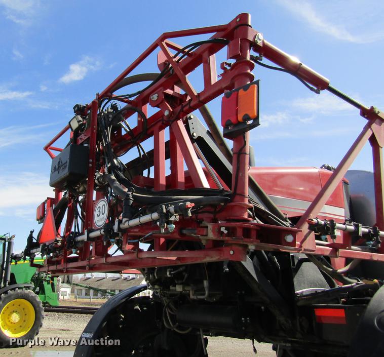 image for item DC4486 2014 Case IH Patriot 3330 self-propelled sprayer