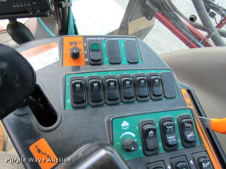 image for item DC4486 2014 Case IH Patriot 3330 self-propelled sprayer