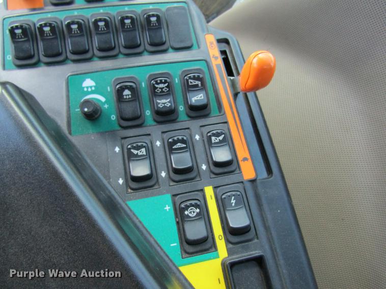 image for item DC4486 2014 Case IH Patriot 3330 self-propelled sprayer