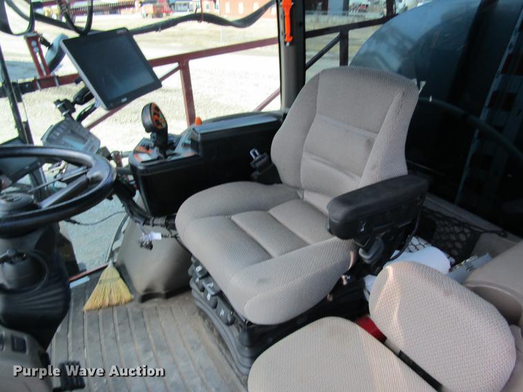 image for item DC4486 2014 Case IH Patriot 3330 self-propelled sprayer