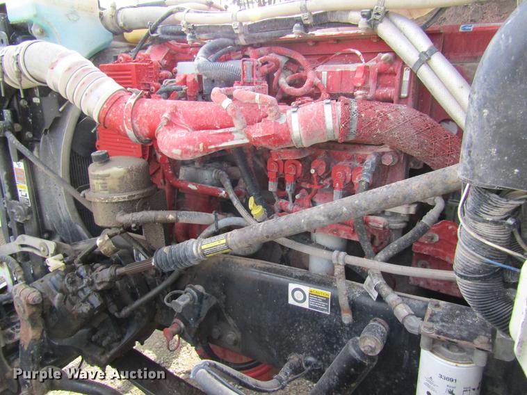 image for item DC4489 2010 Peterbilt 386 semi truck