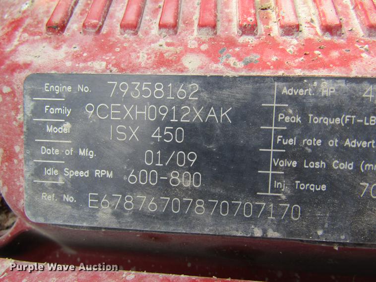 image for item DC4489 2010 Peterbilt 386 semi truck