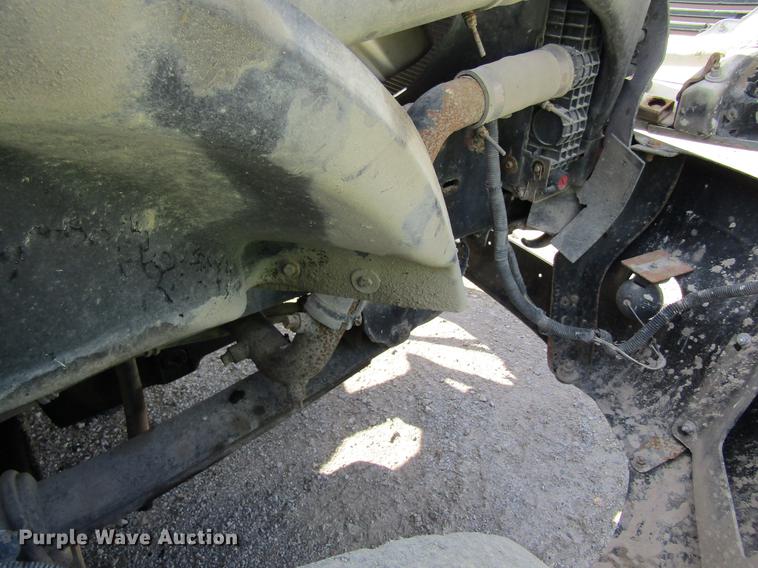 image for item DC4493 2001 Freightliner Columbia 120 semi truck