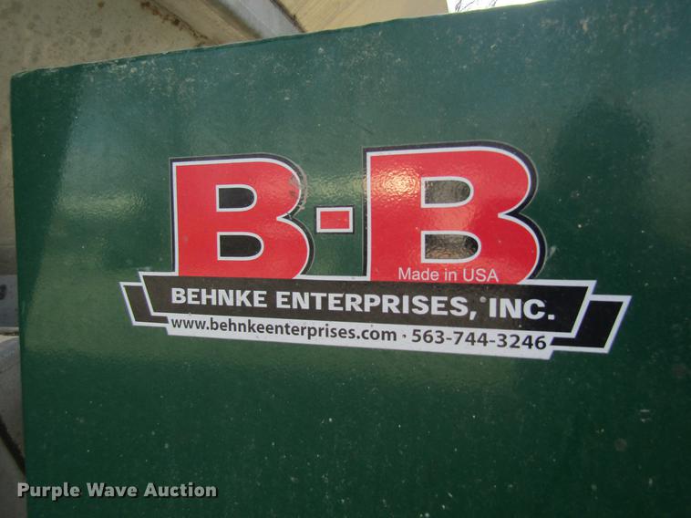 image for item DC4494 2017 Doyle dry fertilizer tender trailer