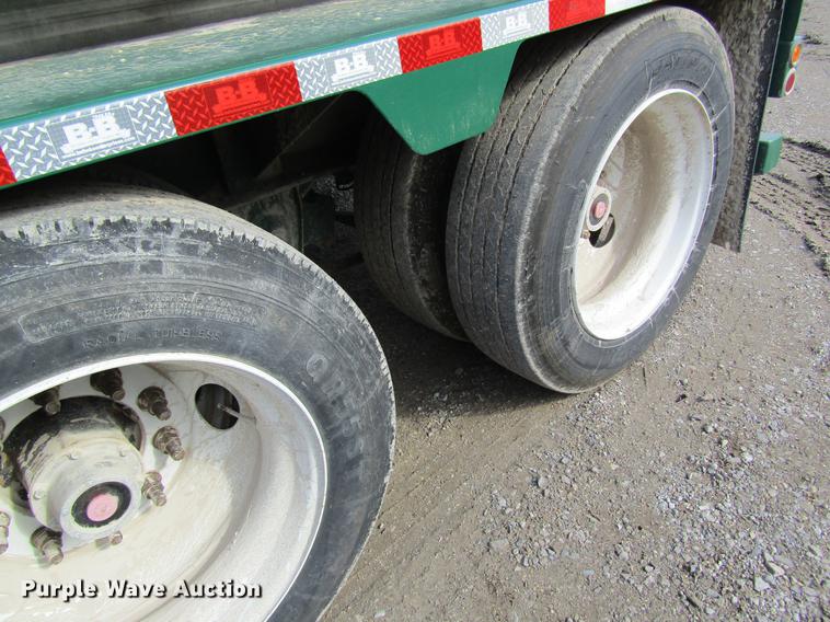 image for item DC4494 2017 Doyle dry fertilizer tender trailer