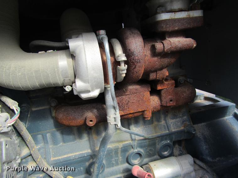 image for item DC4494 2017 Doyle dry fertilizer tender trailer