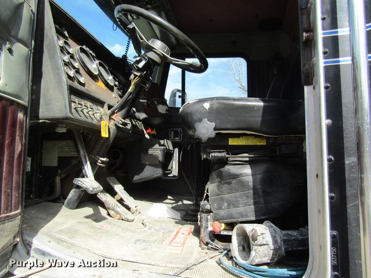 image for item DC4495 1994 Kenworth T600 nurse tank truck