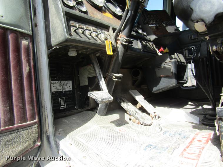 image for item DC4495 1994 Kenworth T600 nurse tank truck