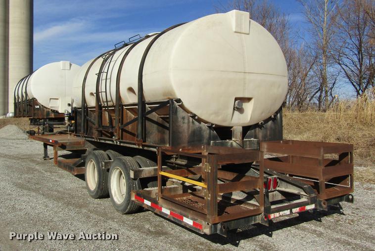 image for item DC4496 2000 Kent's Pit Stop nurse tank tender trailer