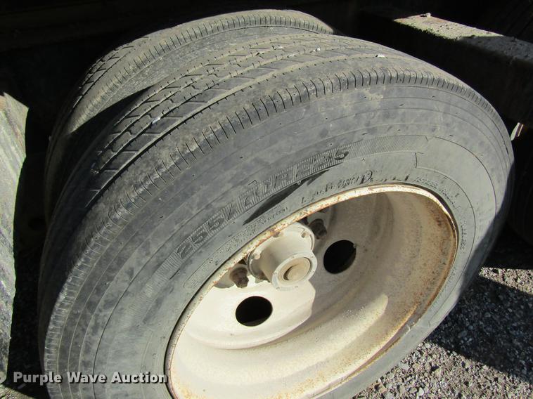 image for item DC4496 2000 Kent's Pit Stop nurse tank tender trailer