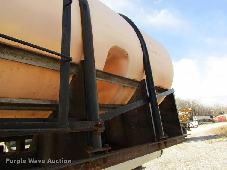 image for item DC4496 2000 Kent's Pit Stop nurse tank tender trailer