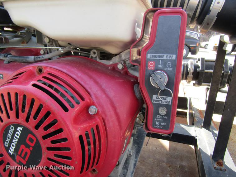 image for item DC4496 2000 Kent's Pit Stop nurse tank tender trailer