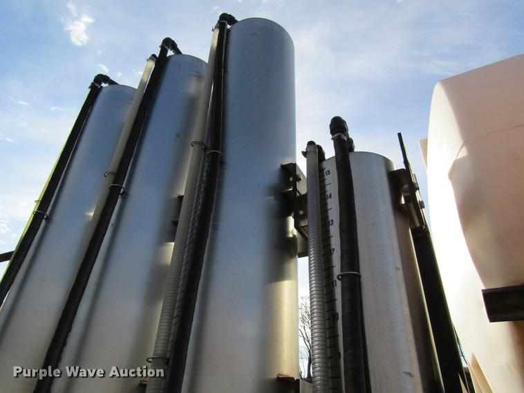 image for item DC4496 2000 Kent's Pit Stop nurse tank tender trailer