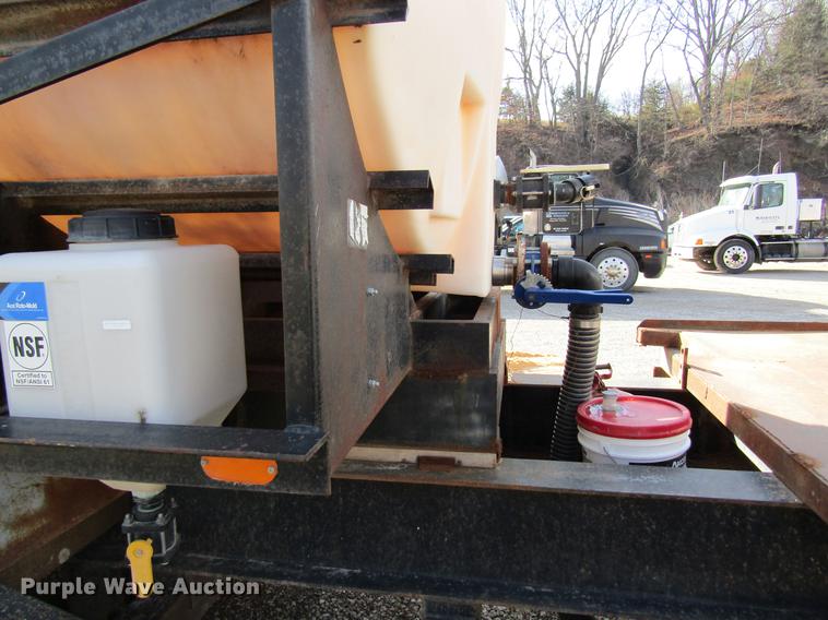 image for item DC4496 2000 Kent's Pit Stop nurse tank tender trailer