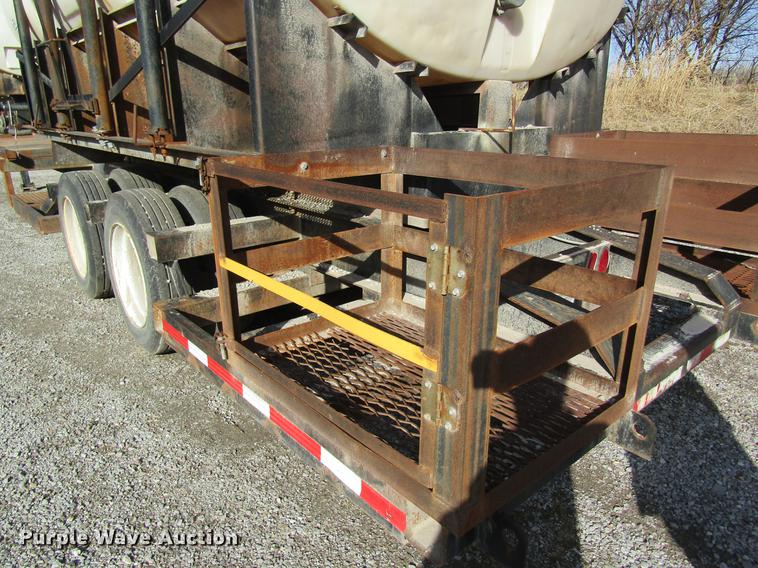 image for item DC4496 2000 Kent's Pit Stop nurse tank tender trailer