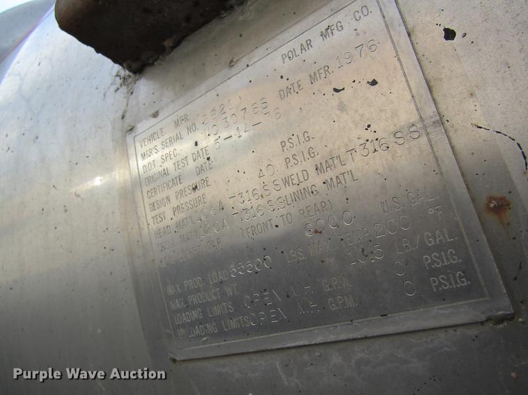 image for item DC4497 1976 Polar tank trailer