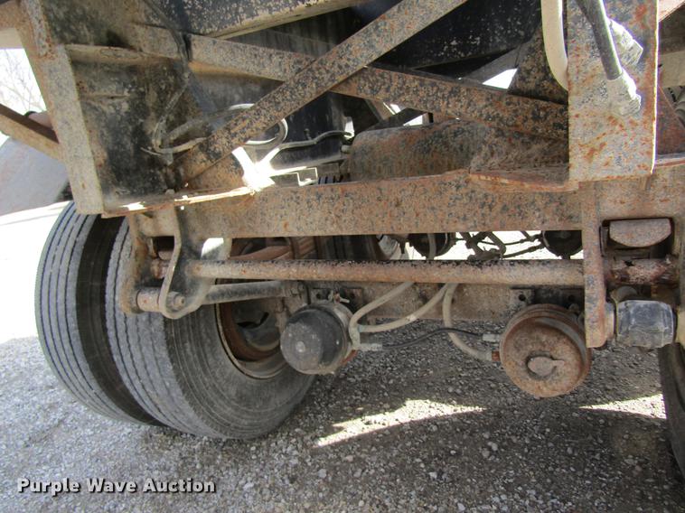 image for item DC4497 1976 Polar tank trailer