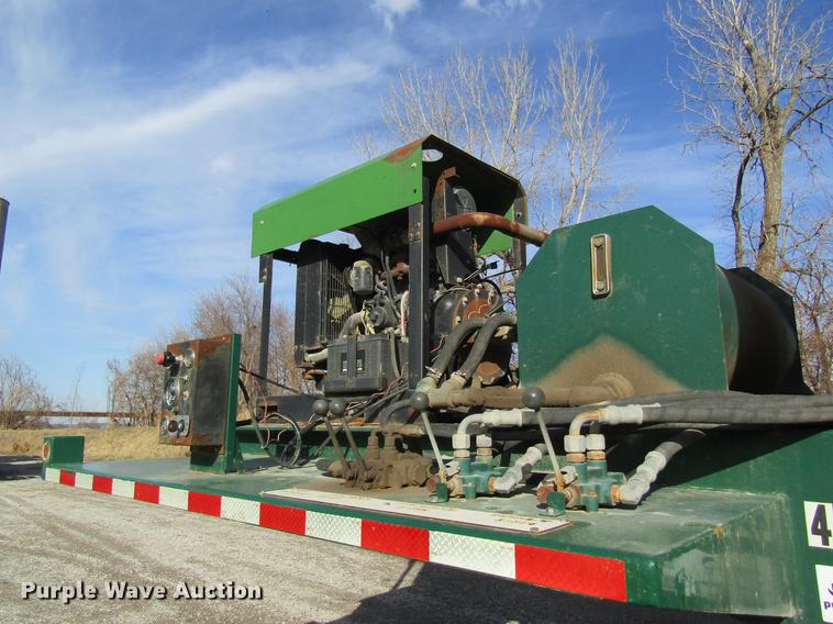 image for item DC4498 2010 Doyle dry fertilizer tender trailer