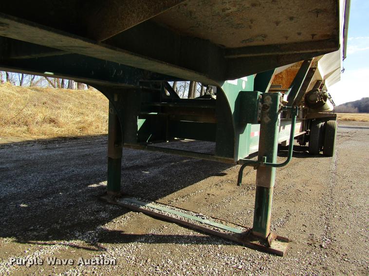 image for item DC4498 2010 Doyle dry fertilizer tender trailer