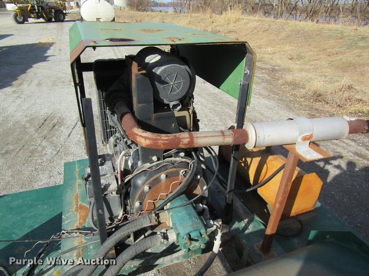 image for item DC4498 2010 Doyle dry fertilizer tender trailer