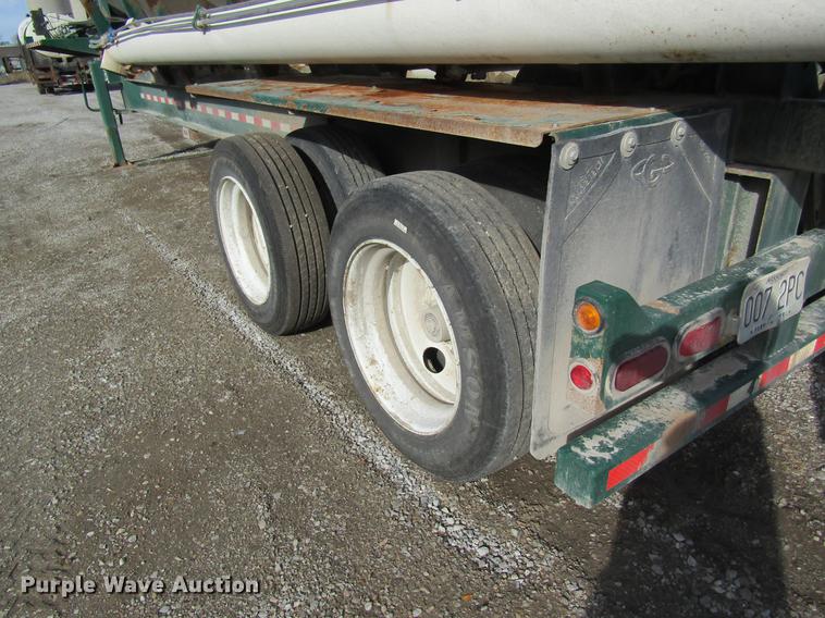 image for item DC4498 2010 Doyle dry fertilizer tender trailer