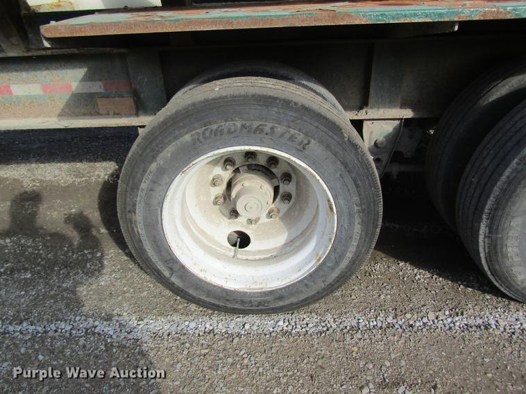 image for item DC4498 2010 Doyle dry fertilizer tender trailer