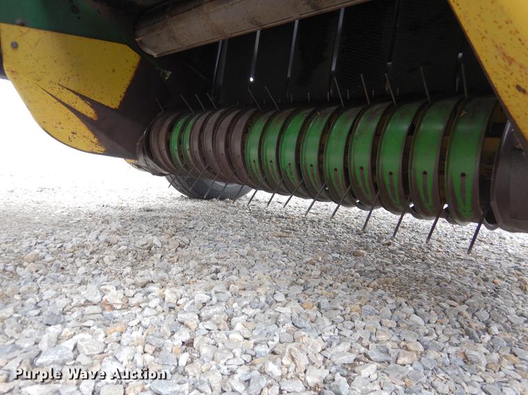 image for item DC5974 1988 John Deere 430 round baler