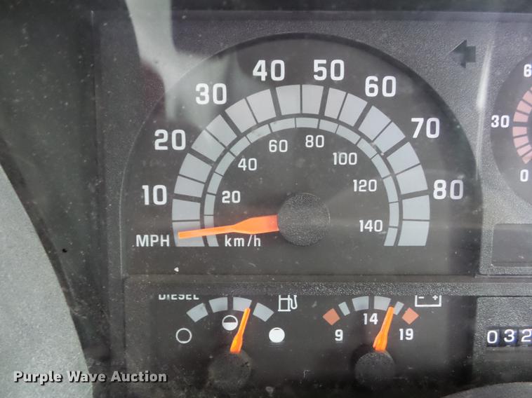 image for item DC7388 1997 GMC C7500 applicator truck