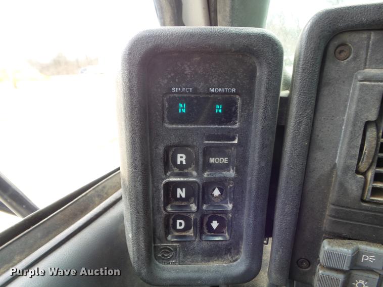 image for item DC7388 1997 GMC C7500 applicator truck