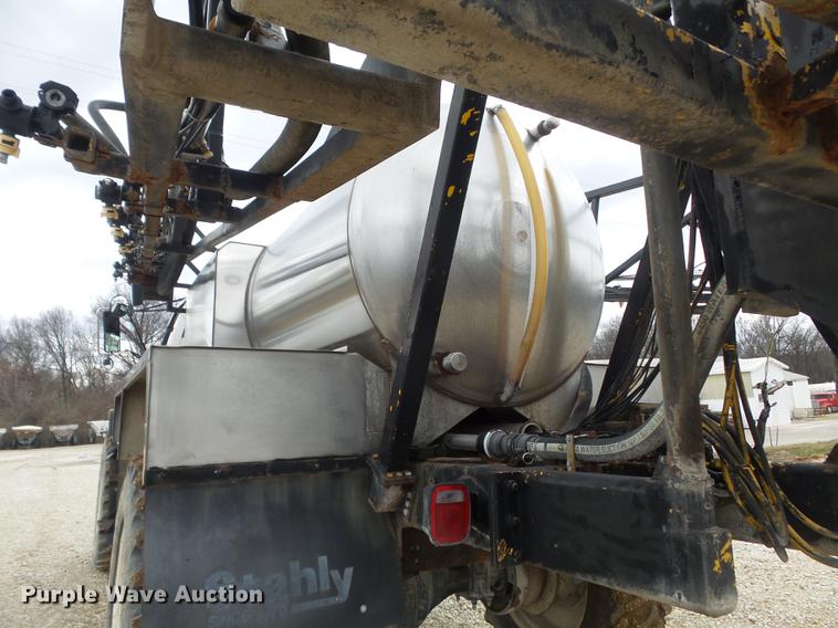 image for item DC7388 1997 GMC C7500 applicator truck