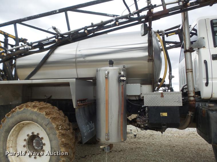 image for item DC7388 1997 GMC C7500 applicator truck