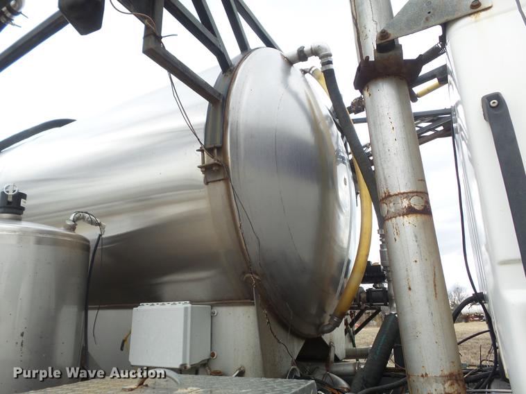 image for item DC7388 1997 GMC C7500 applicator truck